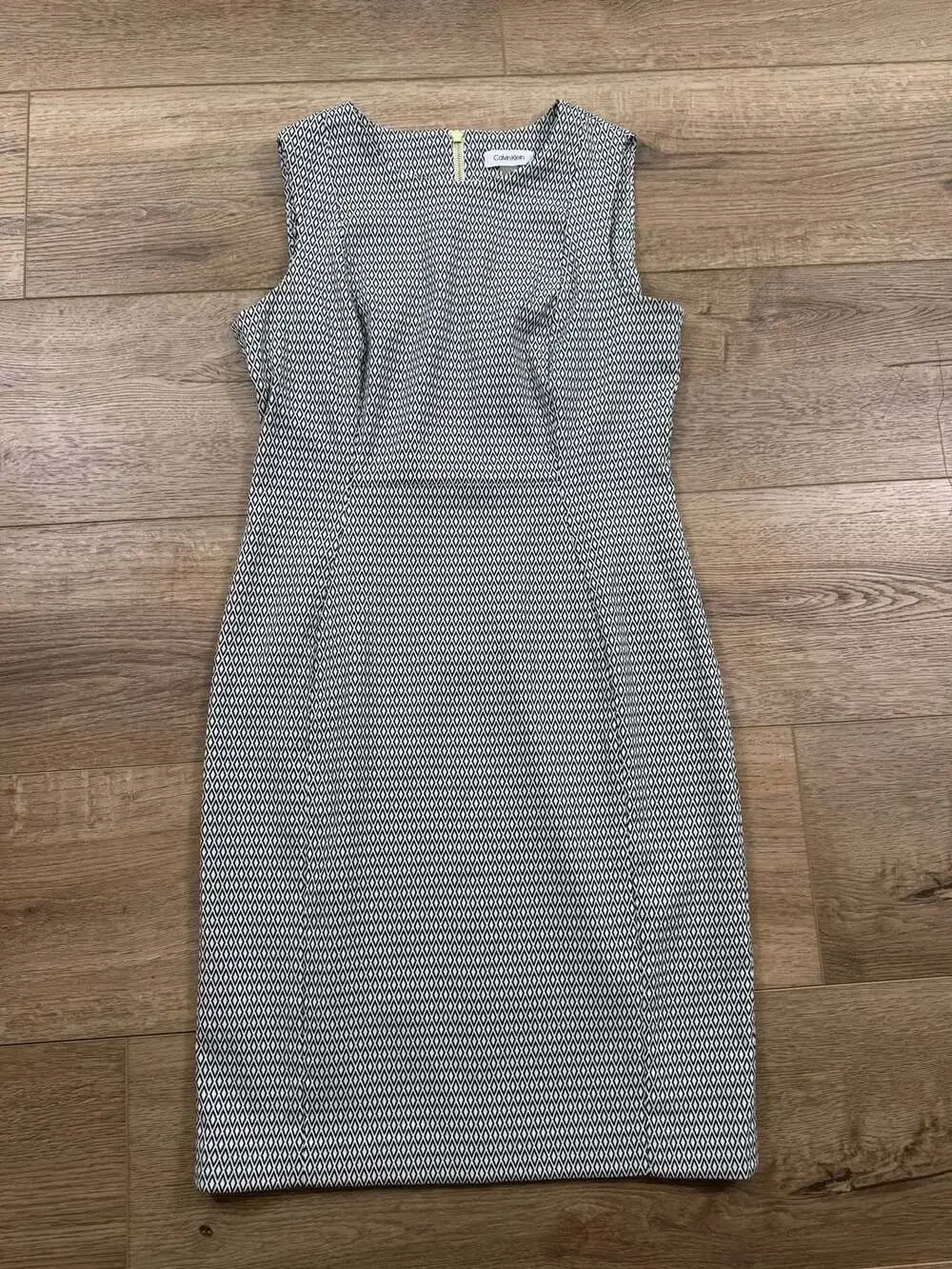Calvin Klein Sheath Dress Womens 12 Black White Geometric Sleeveless Stretch